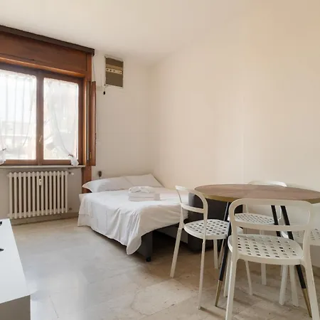 Guesthost - Comfy Porta Venezia Mm1 Appartamento *